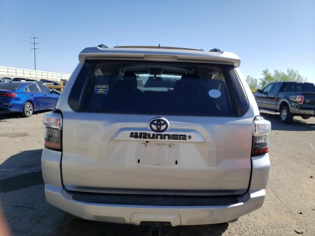Photo 6 from auction – 2019 TOYOTA 4RUNNER SR with VIN JTEBU5JR5K5684441