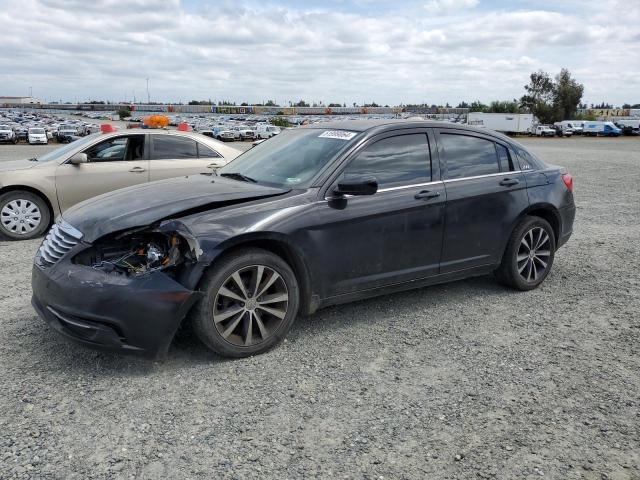 CHRYSLER 200 LX 2013 with VIN 1C3CCBAB2DN764283 - Photo from auction