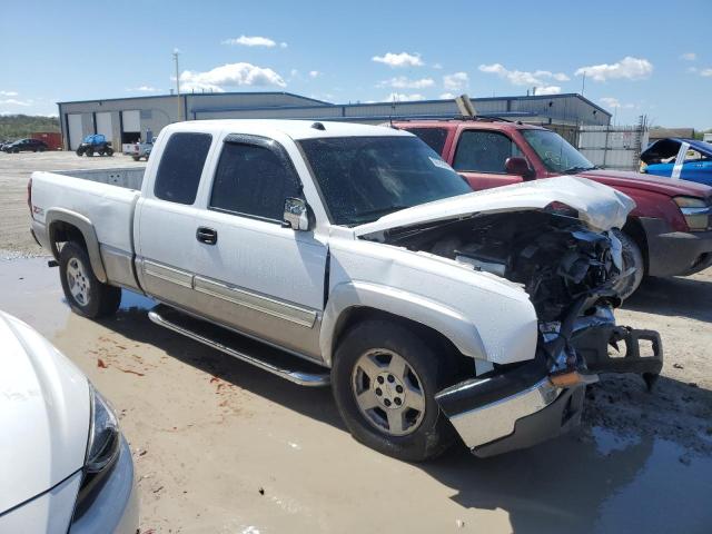Photo 4 from auction – 2005 CHEVROLET SILVERADO with VIN 1GCEK19B15Z215514