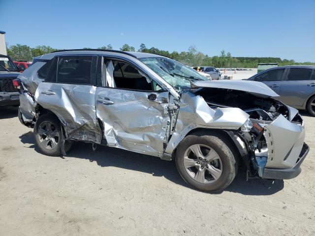 Photo 4 from auction – 2022 TOYOTA RAV4 XLE with VIN 2T3P1RFVXNW282847