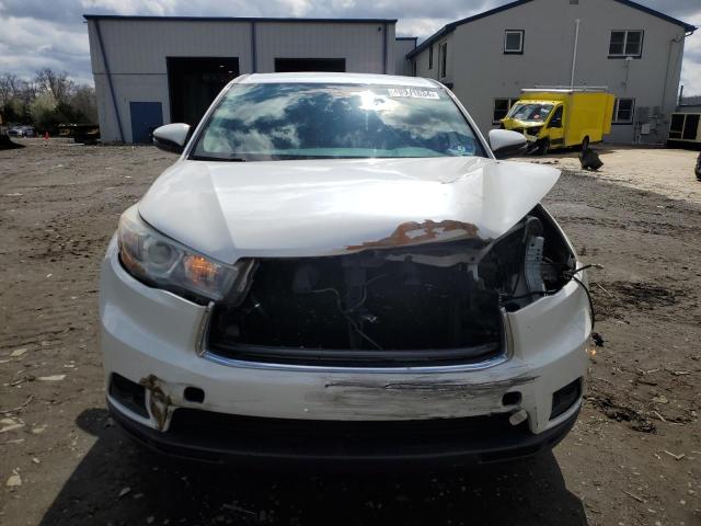 Photo 5 from auction – 2015 TOYOTA HIGHLANDER with VIN 5TDBKRFH7FS145708
