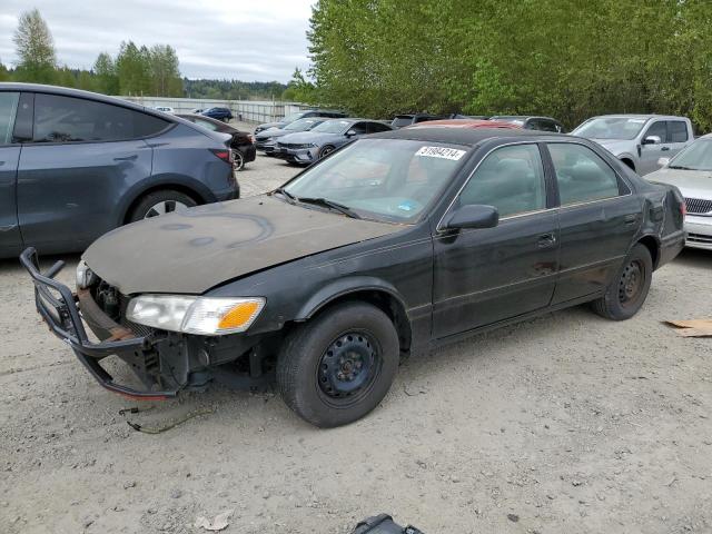 TOYOTA CAMRY CE 2000 with VIN 4T1BG22K1YU956022 - Photo from auction