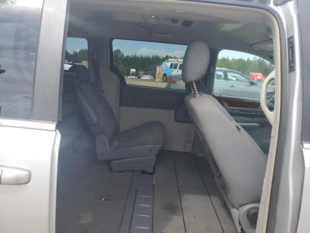 Photo 11 from auction – 2009 CHRYSLER TOWN & COU with VIN 2A8HR54109R602272
