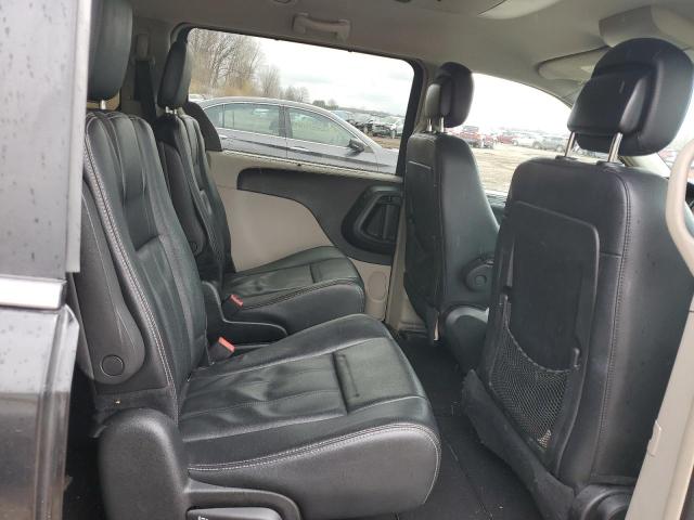 Photo 11 from auction – 2015 CHRYSLER TOWN & COU with VIN 2C4RC1BG9FR699495