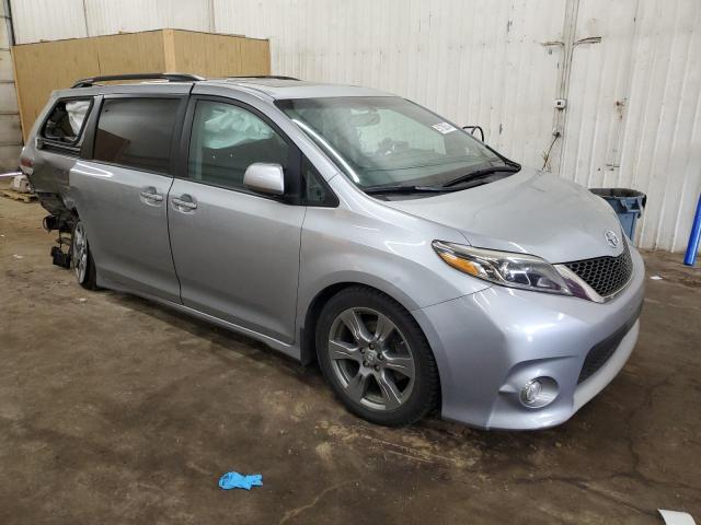 Photo 4 from auction – 2017 TOYOTA SIENNA SE with VIN 5TDXZ3DC0HS853176