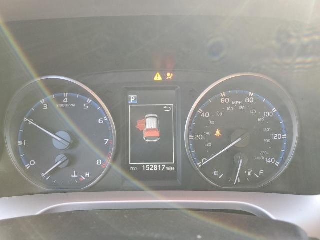Photo 9 from auction – 2017 TOYOTA RAV4 XLE with VIN JTMWFREV9HJ117972