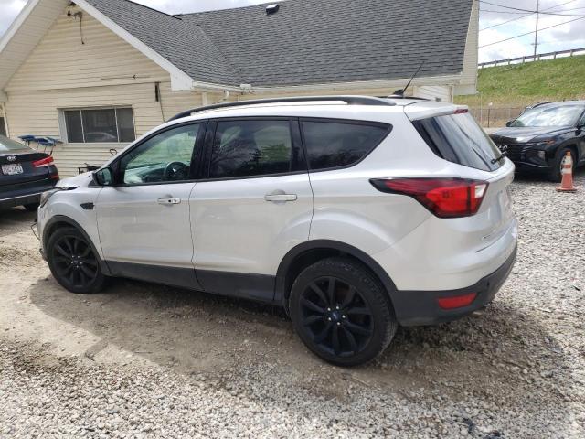 Photo 2 from auction – 2019 FORD ESCAPE SE with VIN 1FMCU0GD3KUB64165