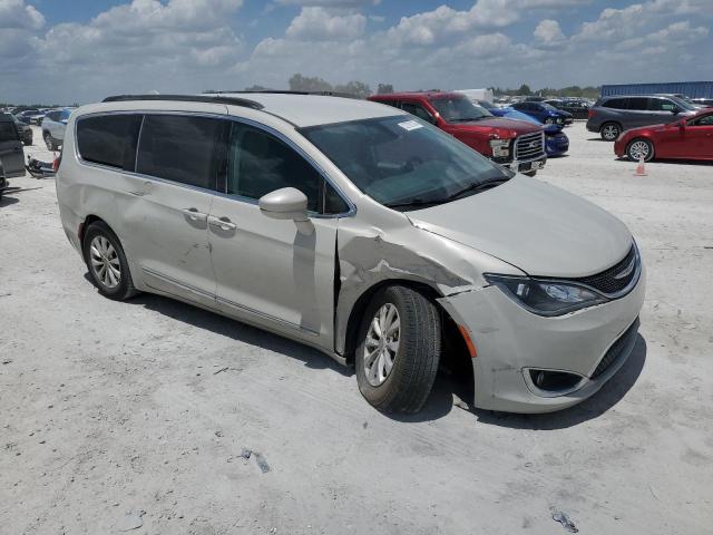 Photo 4 from auction – 2017 CHRYSLER PACIFICA T with VIN 2C4RC1BG3HR654264