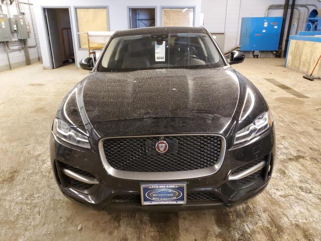 Photo 5 from auction – 2017 JAGUAR F-PACE R - with VIN SADCL2BV7HA068475