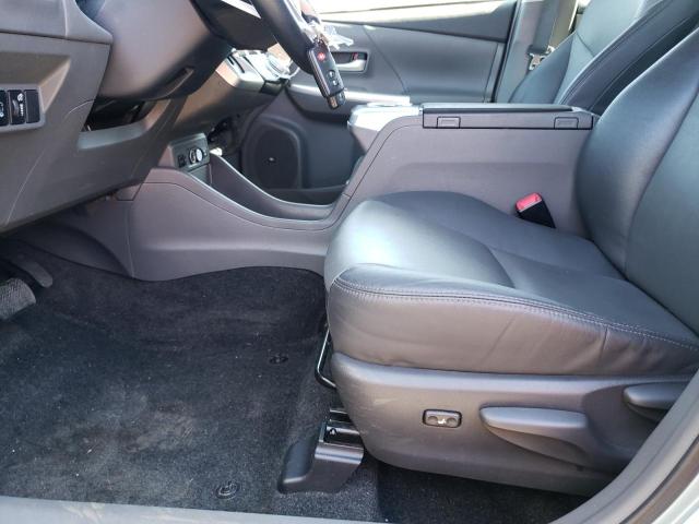 Photo 7 from auction – 2013 TOYOTA PRIUS V with VIN JTDZN3EU7D3206829
