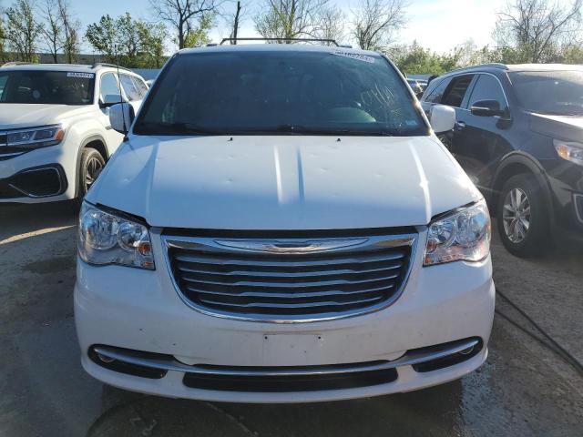 Photo 5 from auction – 2016 CHRYSLER TOWN & COU with VIN 2C4RC1BG3GR281063