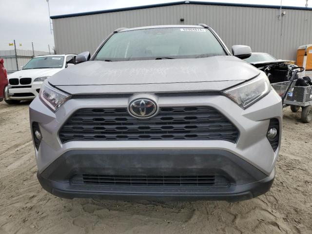 Photo 5 from auction – 2019 TOYOTA RAV4 XLE with VIN 2T3P1RFV5KC036642