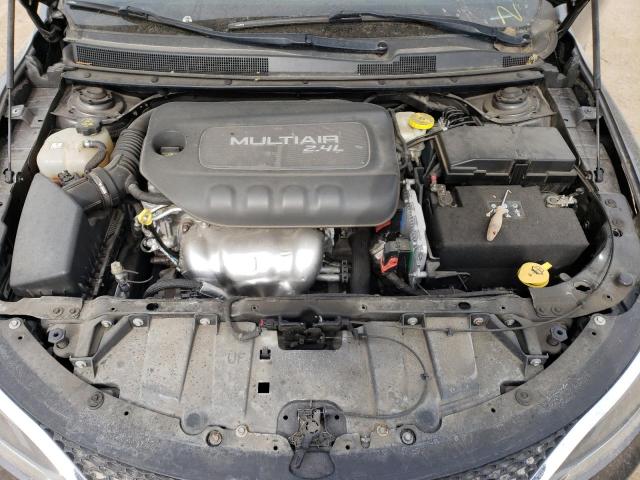 Photo 11 from auction – 2015 CHRYSLER 200 C with VIN 1C3CCCCB4FN576354