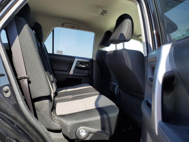 Photo 11 from auction – 2018 TOYOTA 4RUNNER SR with VIN JTEBU5JR1J5557622