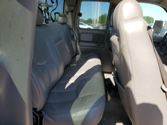 Photo 10 from auction – 2004 CHEVROLET SILVERADO with VIN 1GCEK19T04Z126671