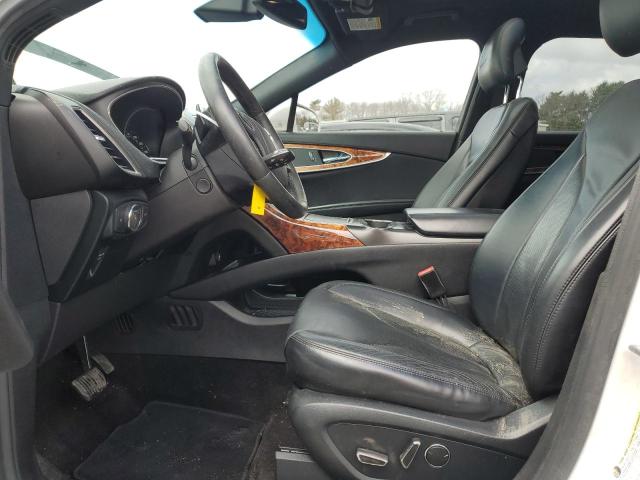 Photo 7 from auction – 2016 LINCOLN MKX RESERV with VIN 2LMTJ8LP0GBL41604