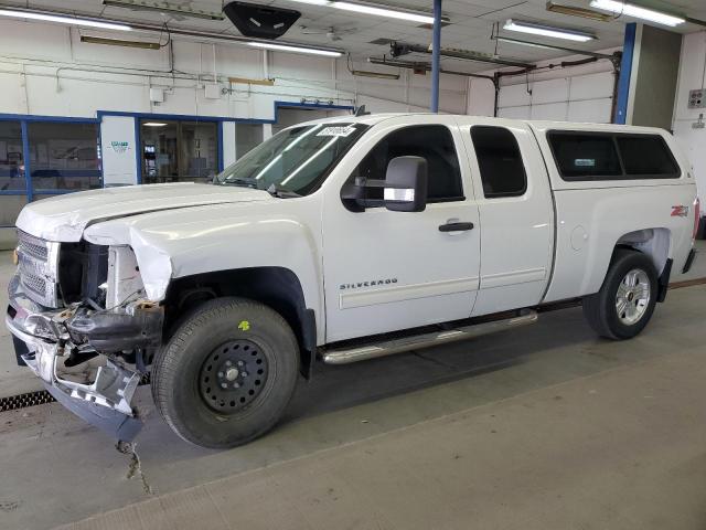 CHEVROLET SILVERADO 2013 with VIN 1GCRKSE71DZ112519 - Photo from auction