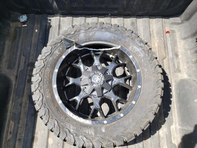 Photo 12 from auction – 2014 CHEVROLET SILVERADO with VIN 3GCUKREC0EG302085