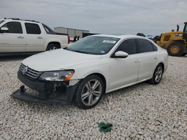 VOLKSWAGEN PASSAT SE 2012 with VIN 1VWBM7A35CC045787 - Photo from auction
