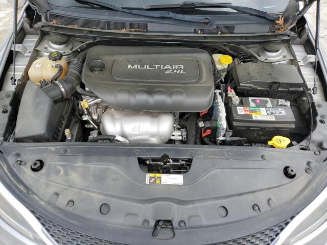 Photo 11 from auction – 2016 CHRYSLER 200 LIMITE with VIN 1C3CCCAB5GN178638