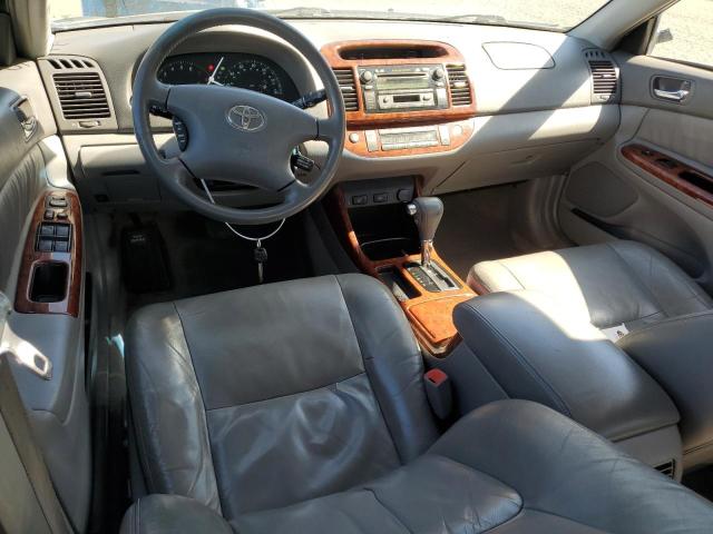 Photo 8 from auction – 2004 TOYOTA CAMRY LE with VIN JTDBF32K340155493