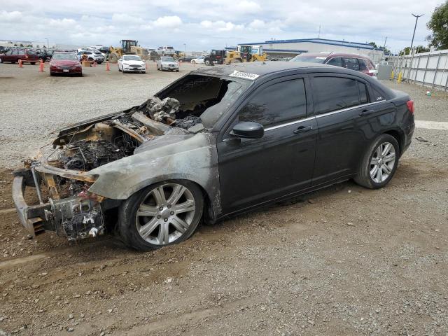 CHRYSLER 200 LX 2013 with VIN 1C3CCBABXDN698484 - Photo from auction