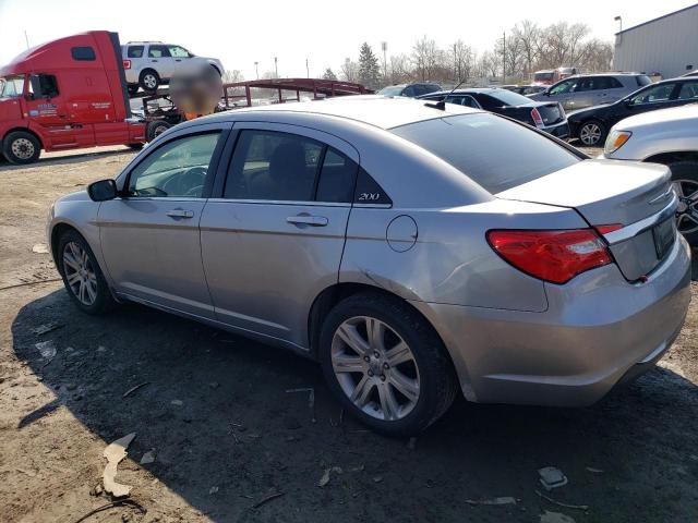 Photo 2 from auction – 2013 CHRYSLER 200 LX with VIN 1C3CCBAB5DN669202