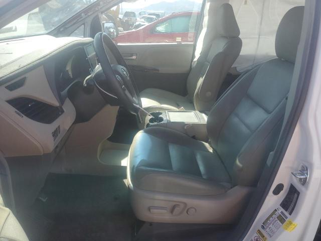 Photo 7 from auction – 2017 TOYOTA SIENNA XLE with VIN 5TDYZ3DC2HS832138