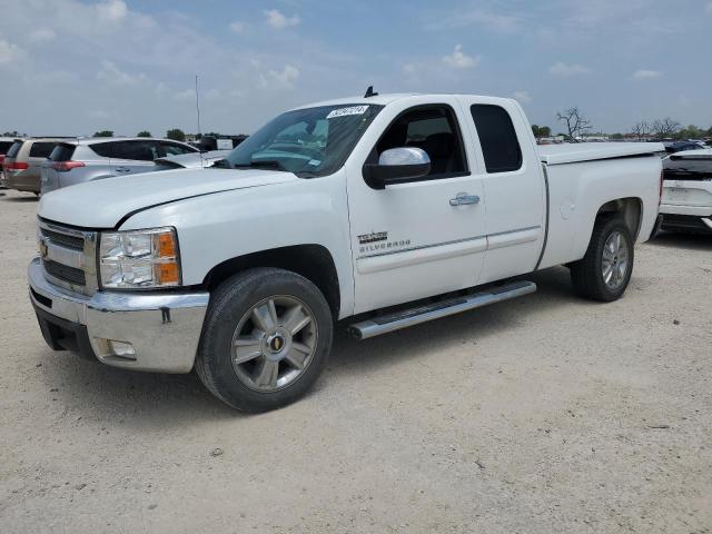 CHEVROLET SILVERADO 2013 with VIN 1GCRCSE08DZ180896 - Photo from auction