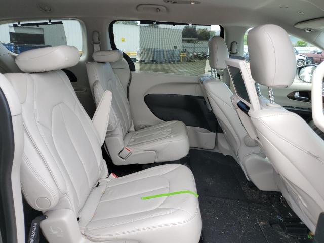 Photo 11 from auction – 2018 CHRYSLER PACIFICA T with VIN 2C4RC1EG5JR144774