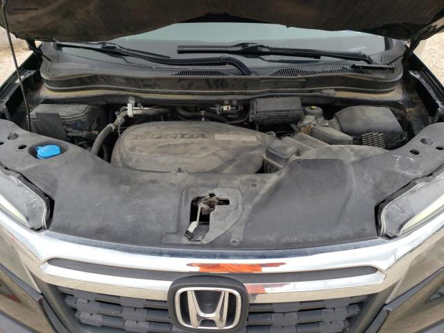 Photo 11 from auction – 2017 HONDA RIDGELINE with VIN 5FPYK2F61HB001943