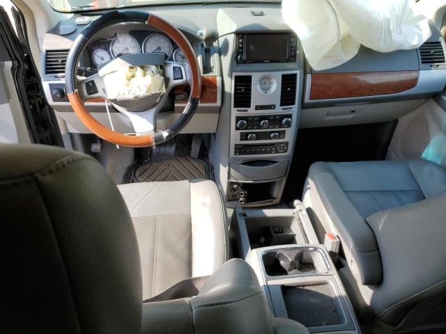 Photo 8 from auction – 2008 CHRYSLER TOWN & COU with VIN 2A8HR54P28R841096