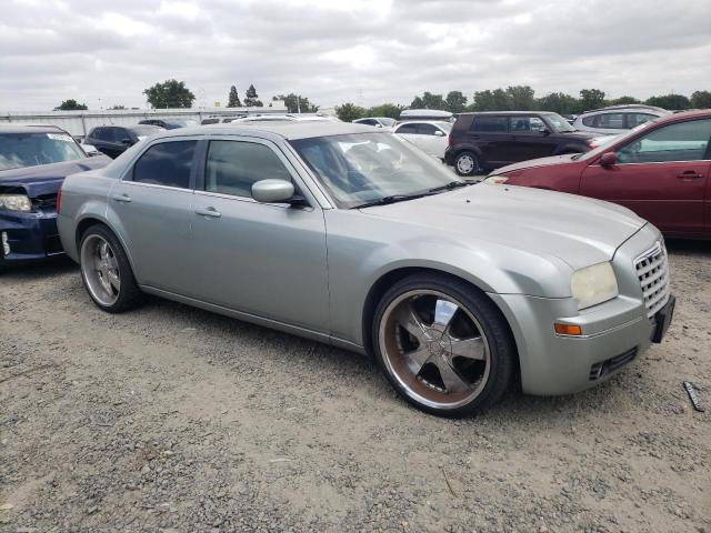 Photo 4 from auction – 2005 CHRYSLER 300 TOURIN with VIN 2C3JA53G85H551954