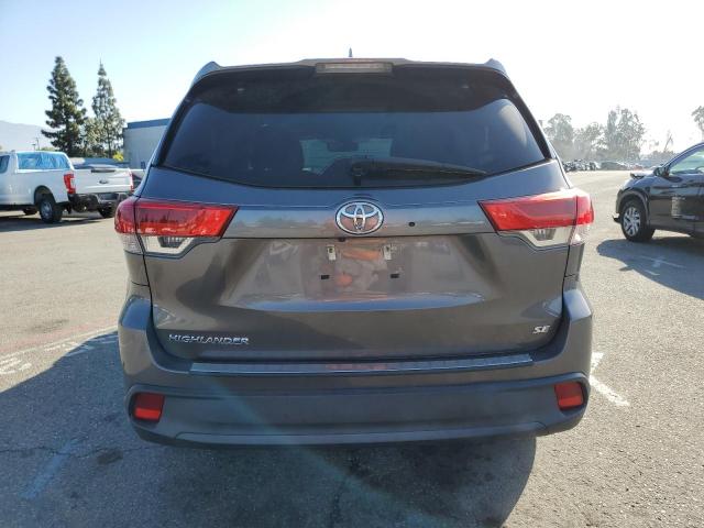 Photo 6 from auction – 2017 TOYOTA HIGHLANDER with VIN 5TDKZRFH1HS515033