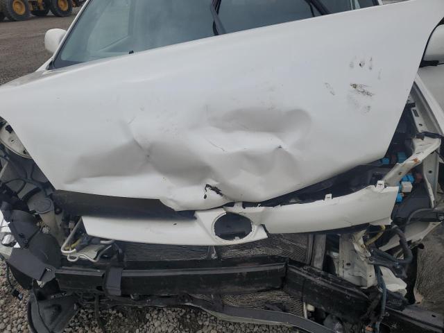 Photo 12 from auction – 2010 TOYOTA SIENNA XLE with VIN 5TDYK4CC2AS332384
