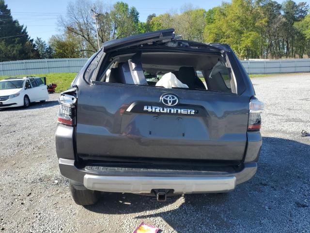 Photo 6 from auction – 2019 TOYOTA 4RUNNER SR with VIN JTEBU5JRXK5634053