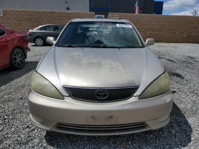 Photo 5 from auction – 2005 TOYOTA CAMRY SE with VIN JTDBA32K450025948