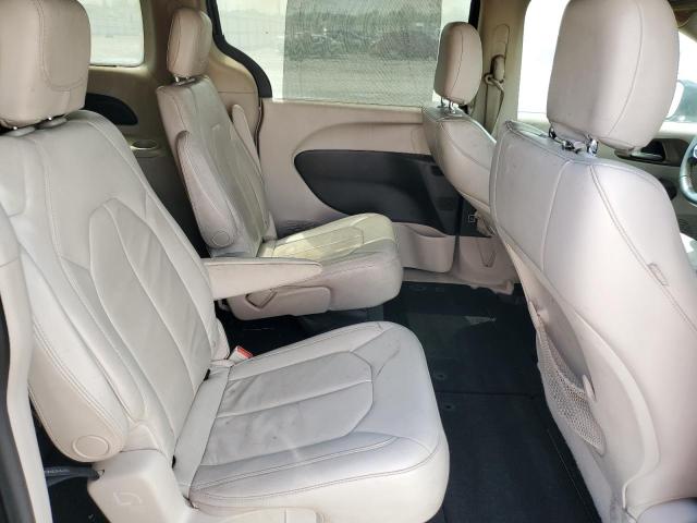 Photo 11 from auction – 2017 CHRYSLER PACIFICA T with VIN 2C4RC1BG9HR565685