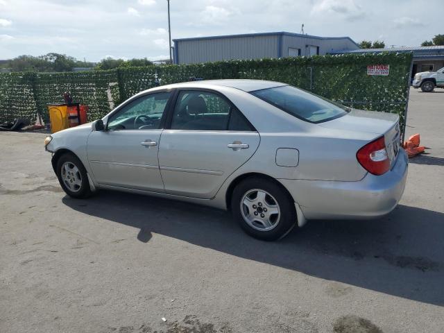 Photo 2 from auction – 2003 TOYOTA CAMRY LE with VIN 4T1BF32K63U557981