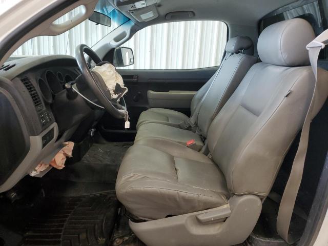 Photo 7 from auction – 2010 TOYOTA TUNDRA with VIN 5TFMM5F14AX005441