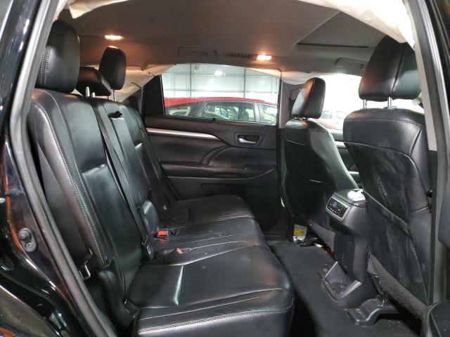 Photo 11 from auction – 2018 TOYOTA HIGHLANDER with VIN 5TDJZRFH9JS544507