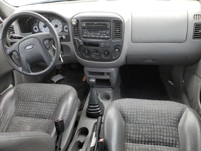 Photo 8 from auction – 2002 FORD ESCAPE XLS with VIN 1FMYU02B32KB45168