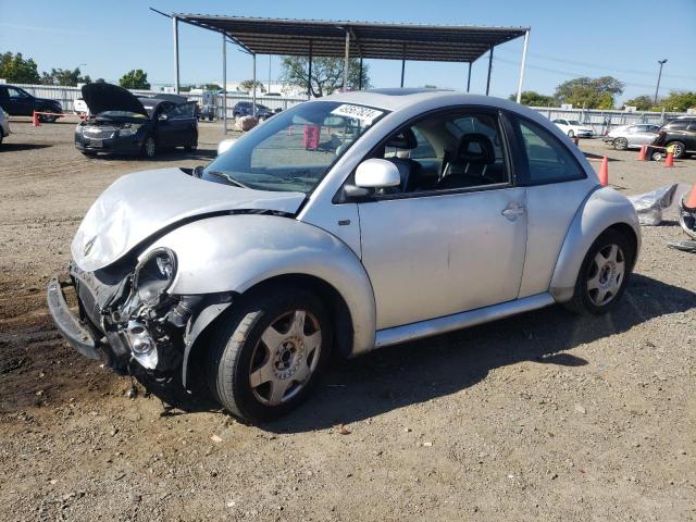 VOLKSWAGEN NEW BEETLE 2000 with VIN 3VWCC21C1YM402124 - Photo from auction