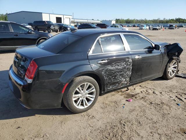 Photo 3 from auction – 2017 CHRYSLER 300C with VIN 2C3CCAEG0HH549788