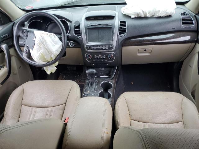 Photo 8 from auction – 2015 KIA SORENTO EX with VIN 5XYKU4A77FG620735