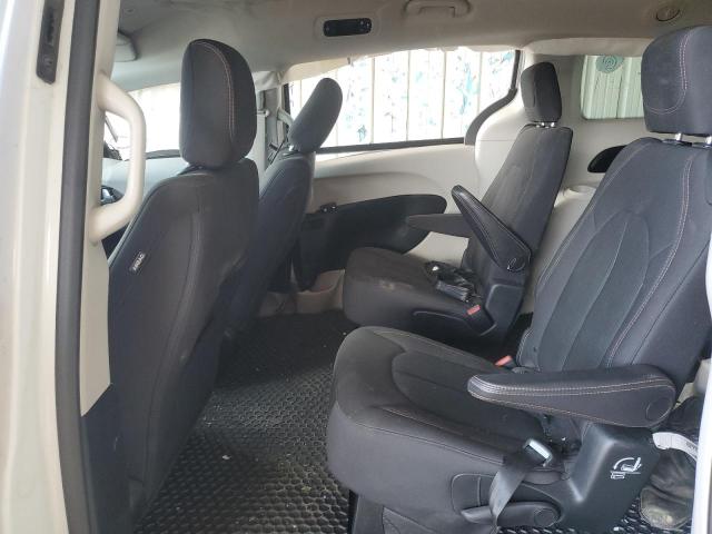 Photo 11 from auction – 2018 CHRYSLER PACIFICA L with VIN 2C4RC1CG4JR101594