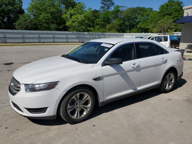 FORD TAURUS SE 2015 with VIN 1FAHP2D85FG204213 - Photo from auction