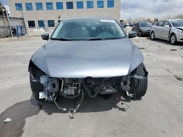 Photo 5 from auction – 2013 VOLKSWAGEN PASSAT S with VIN 1VWAP7A3XDC124361