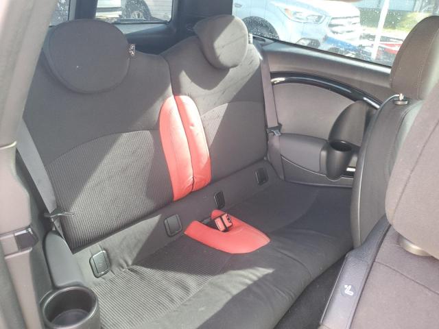 Photo 10 from auction – 2009 MINI COOPER CLU with VIN WMWMM93589TF99131