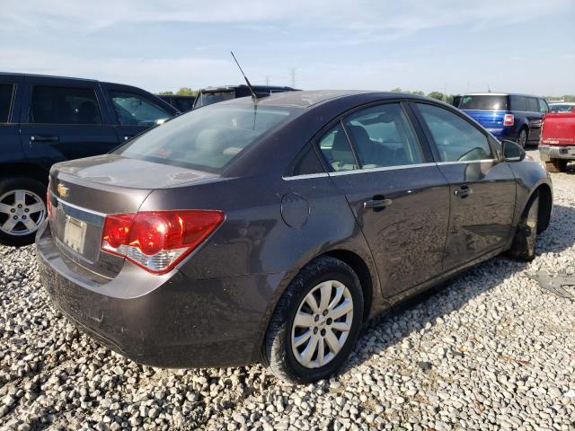 Photo 3 from auction – 2011 CHEVROLET CRUZE LS with VIN 1G1PC5SH1B7143371